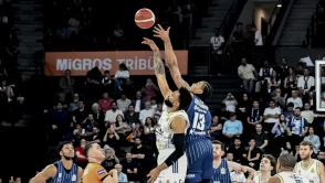 Anadolu Efes - Fenerbahçe Beko maç sonucu: Derbide kazanan belli oldu!