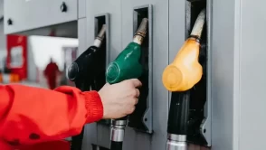 İstanbul, Ankara ve İzmir benzin, motorin, LPG fiyatları: Akaryakıtta son durum motorin, benzin ve LPG fiyatı 12 Ekim 2026 Pazartesi ne kadar?