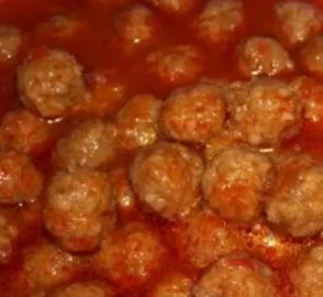 Ana yemek yerine geçen lezzet! Bulgurlu ve nohutlu yöresel çorba