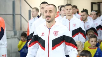 Thomas Reis’ten Mainz 05 karşısında iki hamle