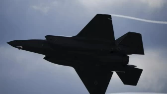 Hava sahasında panik! iki F-35 savaş uçağı acil olarak havalandı
