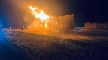 Tırda çıkan yangın, Karacabey'de paniğe yol açtı