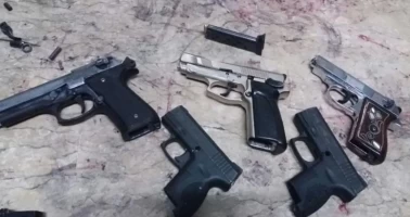 İstanbul'da silah kaçakçılarına darbe: 34 tabanca ele geçirildi