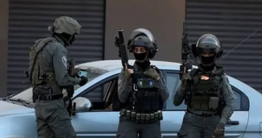 İsrail polisi mülteci kampını abluka altına aldı