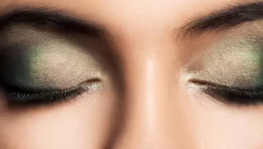 Parlak makyaj geri döndü! Ama bu defa daha zarif