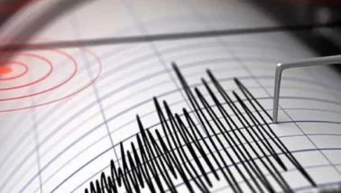 Van'da şiddetli deprem!