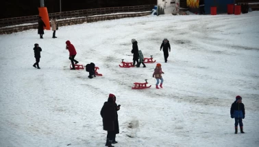 Ilgaz Dağı’nda kış sezonu başladı: Kızak pistleri ziyaretçilere açıldı