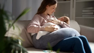 Bebekler neden yüzüstü emmeye daha yatkın?