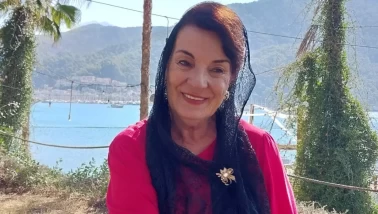 Bir devir daha kapandı! Usta Oyuncu Nevin Efe’den acı haber