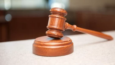 Kız öğrencisine cinsel istismarda bulunduğu iddia edilen kadın öğretmene hapis talebi