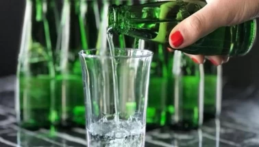 Maden suyu tüketirken bu detaya dikkat!