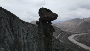Burası Kapadok'ya değil Erzincan!