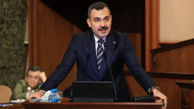 MHP'li Orkun Ayhan'dan İBB Meclisi'nde 'otel odası' tepkisi: Görüşmelerinizi makam odalarınızda mı yapıyorsunuz yoksa otel odalarında mı?