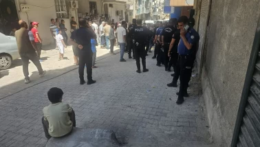 Öldürdüğü eşini korkuluklara asarak intihar süsü verdi!