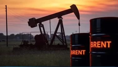 Brent petrol 100 doları aştı! ABD-İran gerilimi fiyatları yükseltti