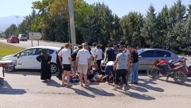 İnegöl’de motosikletli gencin yaşam savaşı