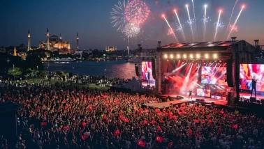 30 Ağustos İstanbul Konserleri 2026! Ücretsiz Konser Nerede, Saat Kaçta?