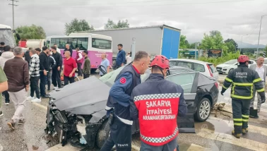Kazada yaralanan sürücü yaşam mücadelesini kaybetti