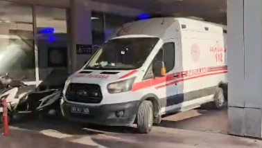 Viranşehir'de hastane önünde silahlı saldırı: 2 ağır yaralı