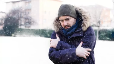 Sürekli üşümenin nedenleri nelerdir? Hangi belirtilere dikkat edilmeli?