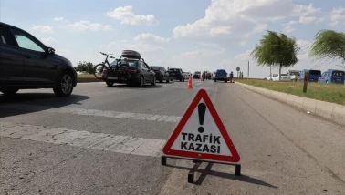 Bartın'da 81 yaşındaki sürücü markete girdi!