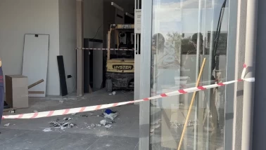Şahinbey’de mermer altında kalan işçi hayatını kaybetti