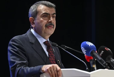 'Türkiye Yüzyılı Mesleki ve Teknik Eğitim Zirvesi' İstanbul'da yapılacak