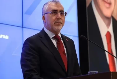 Bakan Işıkhan'dan gençlere eğitim ve ödeme müjdesi!