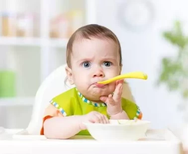 Ek gıdaya geçişte ilk verilecek besinler neler olmalı?