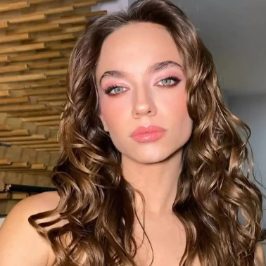 Eylül Tumbar, 6.1'lik Balıkesir depreminde amcasının vefat ettiğini duyurdu