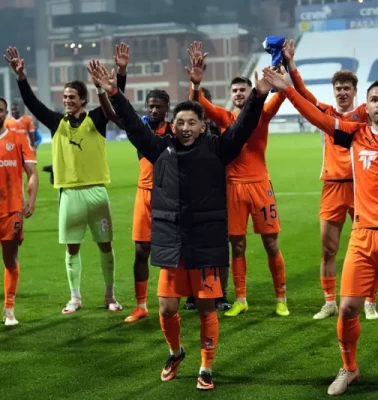 Başakşehir, Fenerbahçe maçıyla çıkışa geçmek istiyor