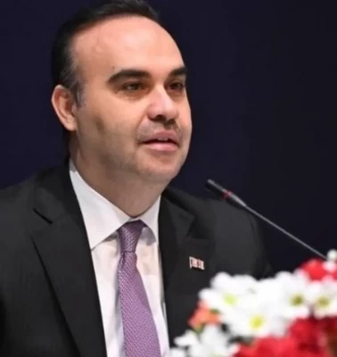 Bakan Kacır: Sanayi ve teknolojide Akdeniz’in iki güçlü devleti olarak iş birliğini büyüteceğiz