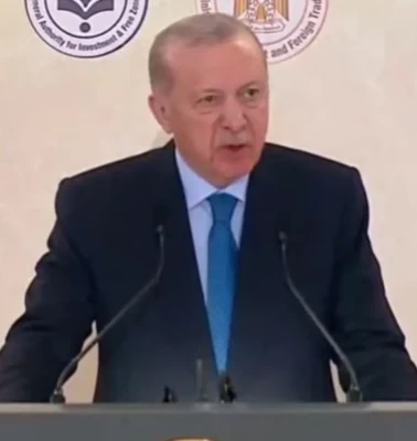 Cumhurbaşkanı Erdoğan: Mısır ile ticaret hedefimiz 15 milyar dolar