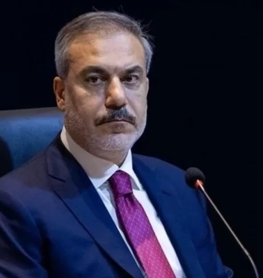 Dışişleri Bakanı Fidan’dan Fransa ve BAE’li mevkidaşlarıyla kritik görüşme