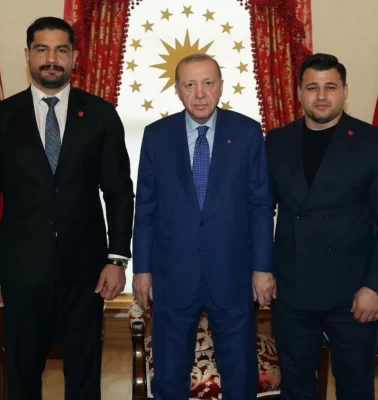 Cumhurbaşkanı Erdoğan, Dolmabahçe'de Taha Akgül’ü kabul etti