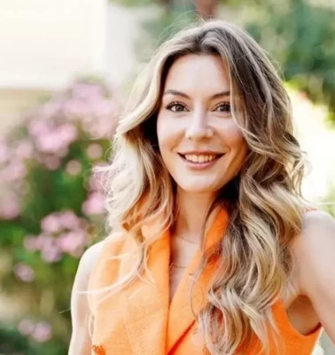 Ege Kökenli anne oldu! Mutlu haberi sosyal medyadan paylaştı