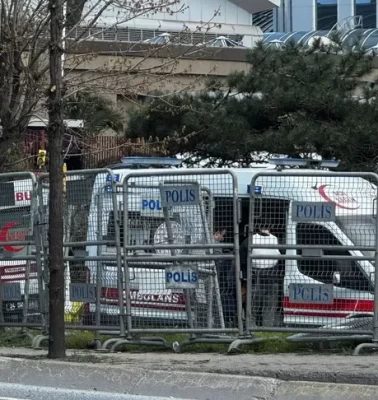 Beşiktaş’taki polis noktasına saldırıda yakalanan şüpheli tutuklandı