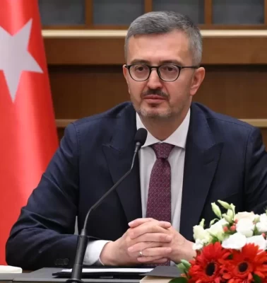 İletişim Başkanı Duran'dan Hatemi için taziye mesajı