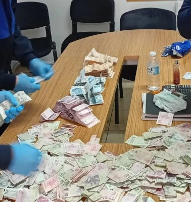 Dilencinin üzerinden çıkan para şok etti!