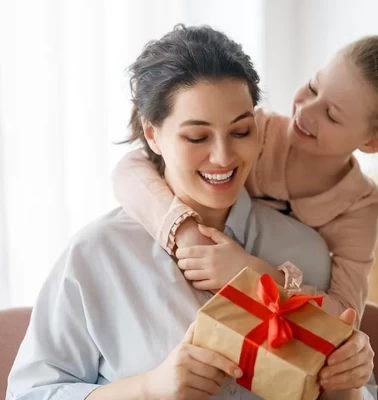 Anneler Günü’ne özel idefix’ten alışverişin yarısı hediye