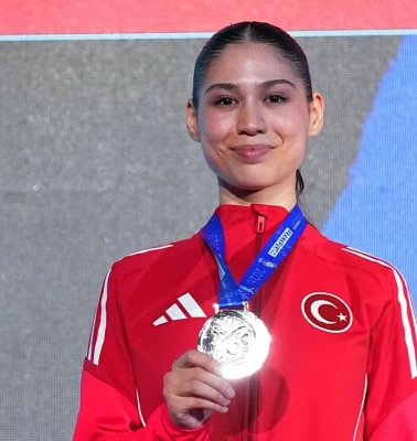 Zümra Rezzan İm’den Almanya'da gümüş madalya