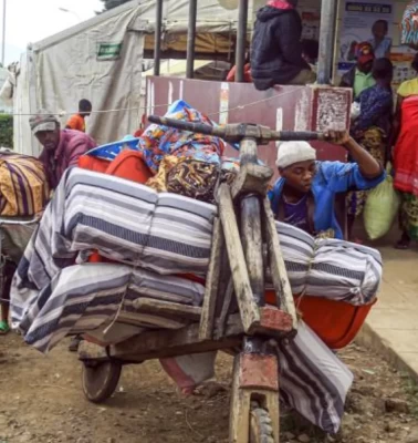 Ebola’da tehlike çanları: 246 can kaybı, 12 ülke yüksek risk altında!