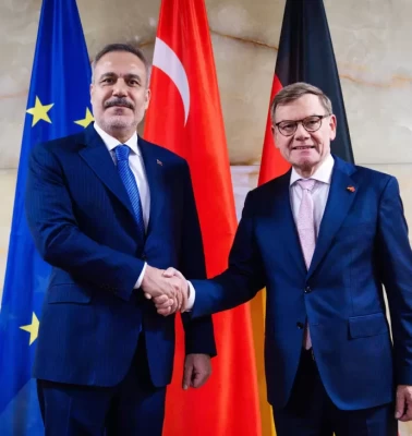 Dışişleri Bakanı Fidan, Alman mevkidaşı ile bir araya geldi