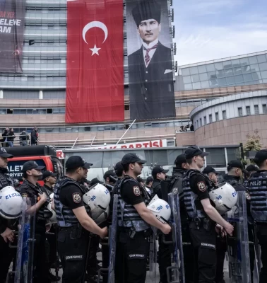 CHP Genel Merkezi’nde gerilim zirvede!
