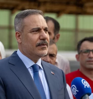 Bakan Fidan'dan mülteci kampına ziyaret: Türkiye'nin yardım eli her yere uzanmış durumda