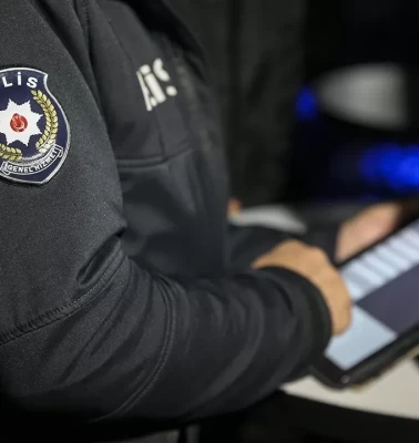 Ehliyetsiz sürücüye ceza yağdı
