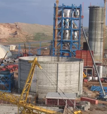 Çimento fabrikasında feci kaza: Kazana düşen işçi öldü!