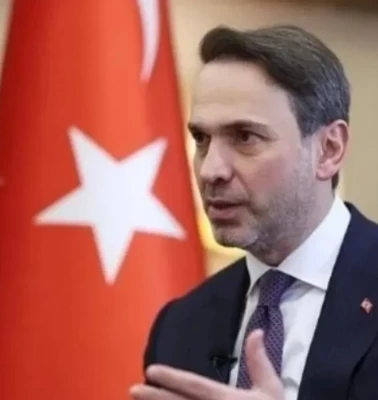 Bakan Bayraktar’dan KKTC’ye 'Asrın Projesi' müjdesi: Ada’ya doğal gaz boru hattı kuruluyor