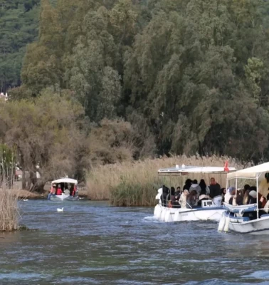 Akyaka'da 'tuvalet' tarifesi şoke etti: Müşteri olmayana 500 TL!