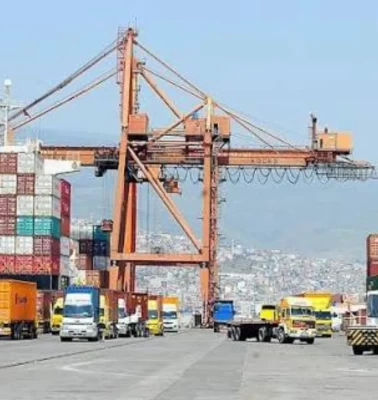 İthalatta ek gümrük vergisi oranları değişti! 2026 Resmi Gazete kararı